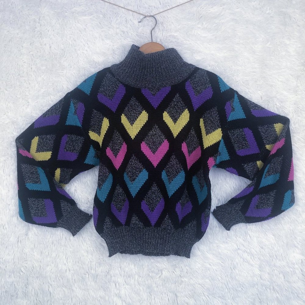 Mister NOAH Vintage Sweater colorful heart pattern